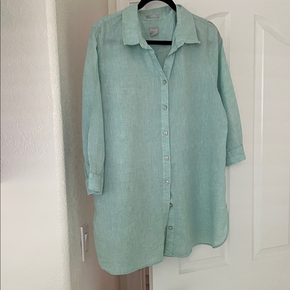 Chico's | Mint Green linen Blouse - Picture 2 of 5